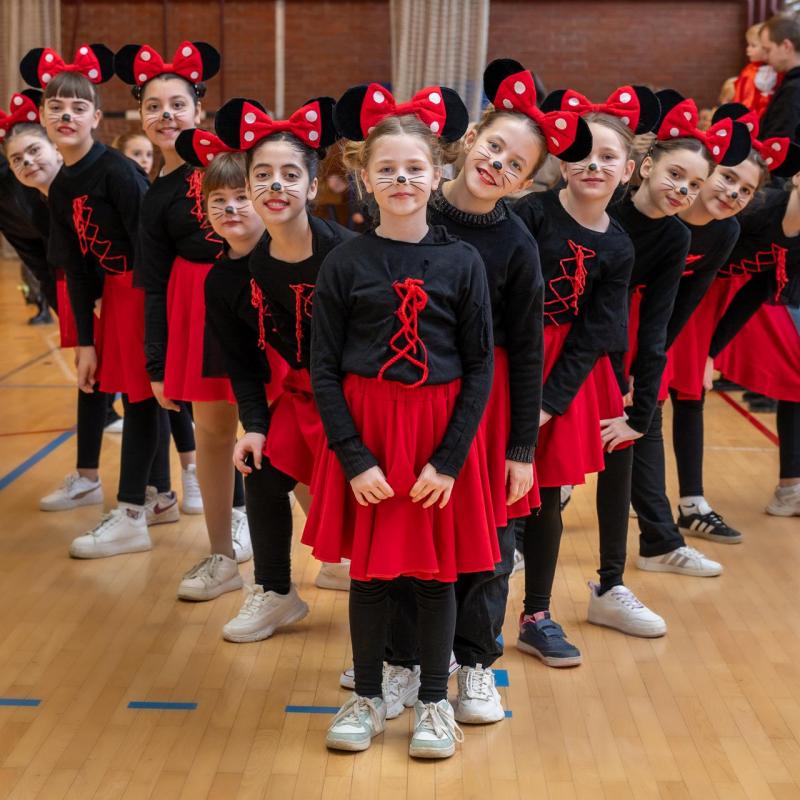 Mali maškari osvojili Grubišno Polje: Šarenilo se preselilo pod krov sportske dvorane