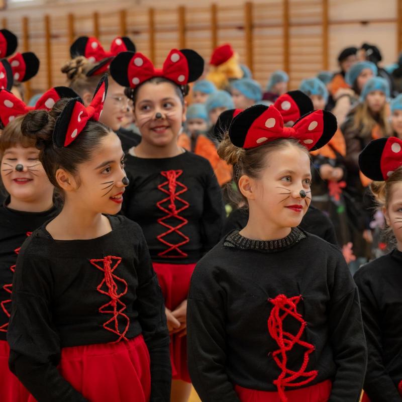 Mali maškari osvojili Grubišno Polje: Šarenilo se preselilo pod krov sportske dvorane