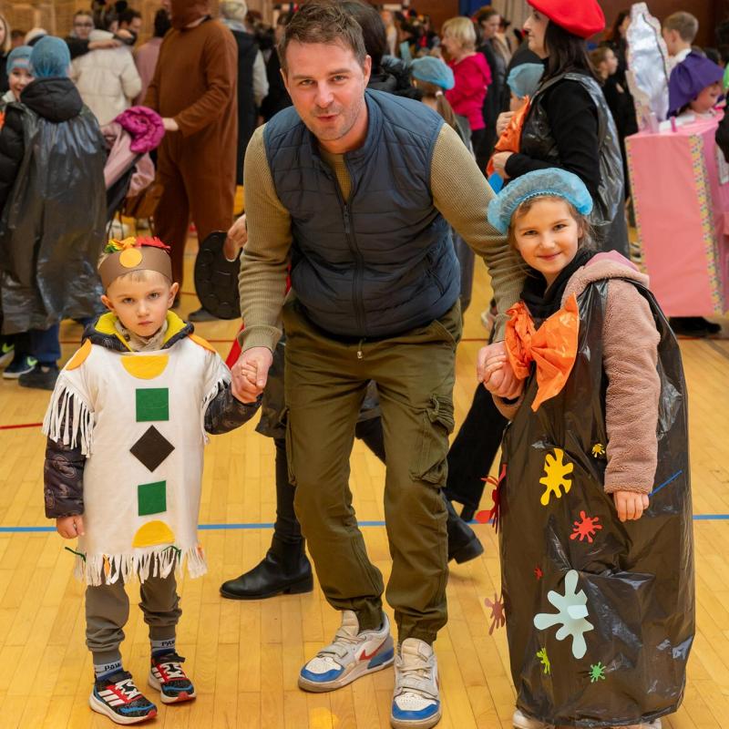 Mali maškari osvojili Grubišno Polje: Šarenilo se preselilo pod krov sportske dvorane