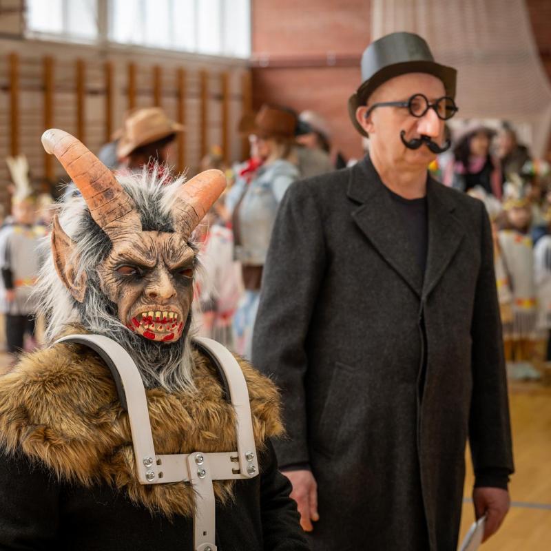 Mali maškari osvojili Grubišno Polje: Šarenilo se preselilo pod krov sportske dvorane