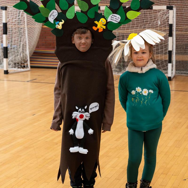 Mali maškari osvojili Grubišno Polje: Šarenilo se preselilo pod krov sportske dvorane